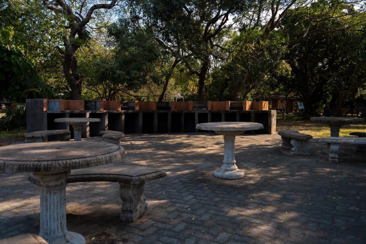 Gooderson Dumazulu Lodge Hluhluwe Exterior foto
