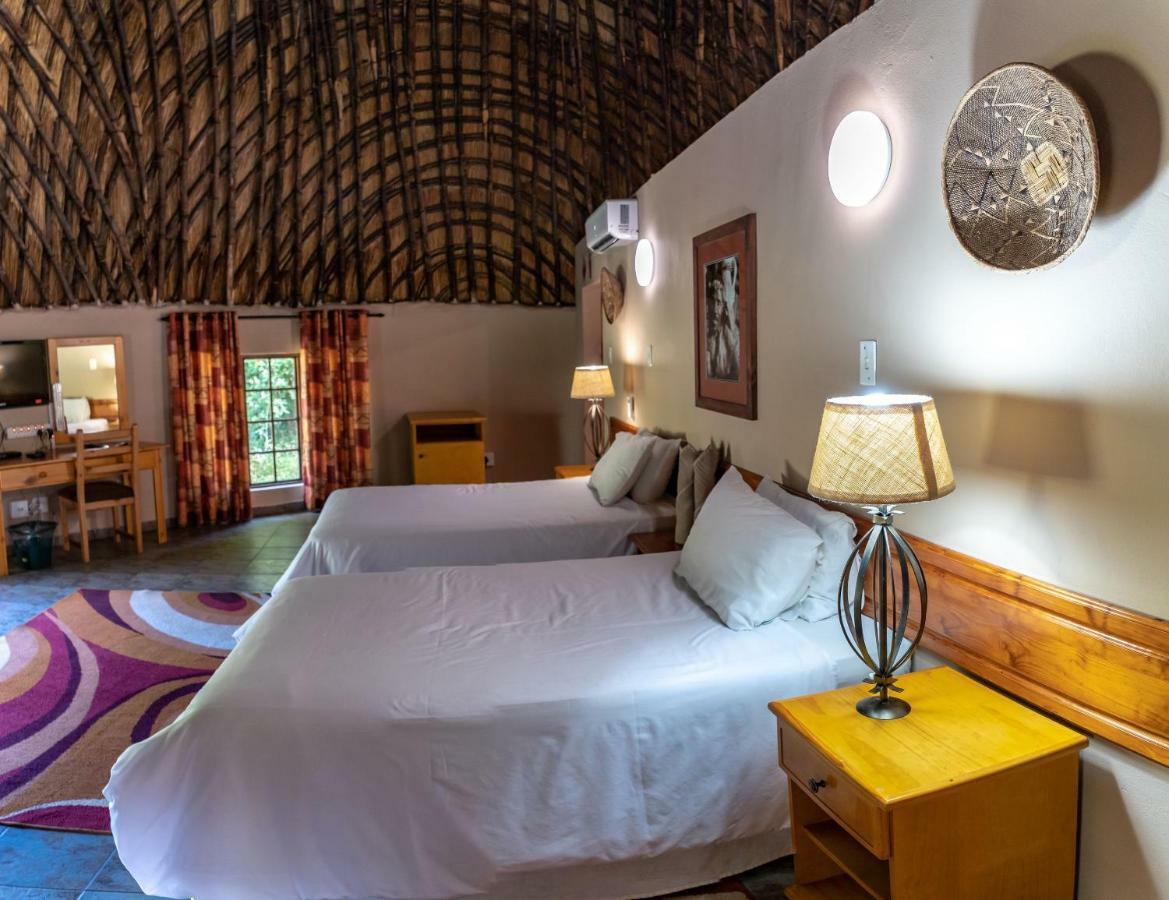 Gooderson Dumazulu Lodge Hluhluwe Exterior foto