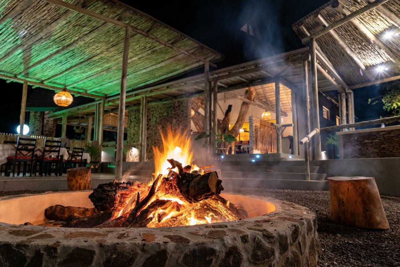 Gooderson Dumazulu Lodge Hluhluwe Exterior foto